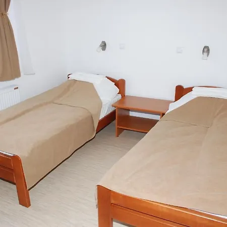M Garni Hotel 2*
