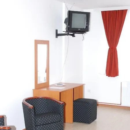 M Garni 2* Vranje